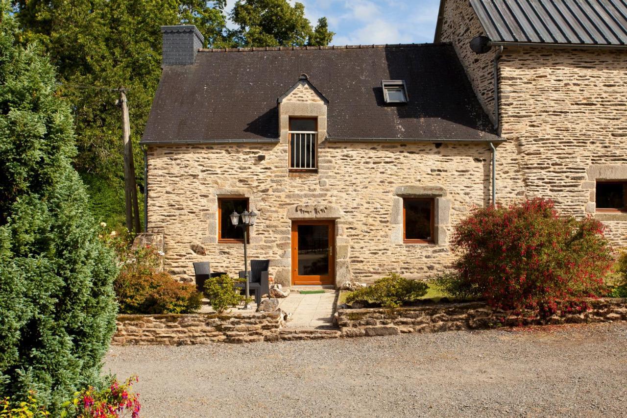 Stone Cottage With Modern Cosy Interior Near To Josselin Perfect Retreat For Writers Or Star Gazers Guegon ภายนอก รูปภาพ